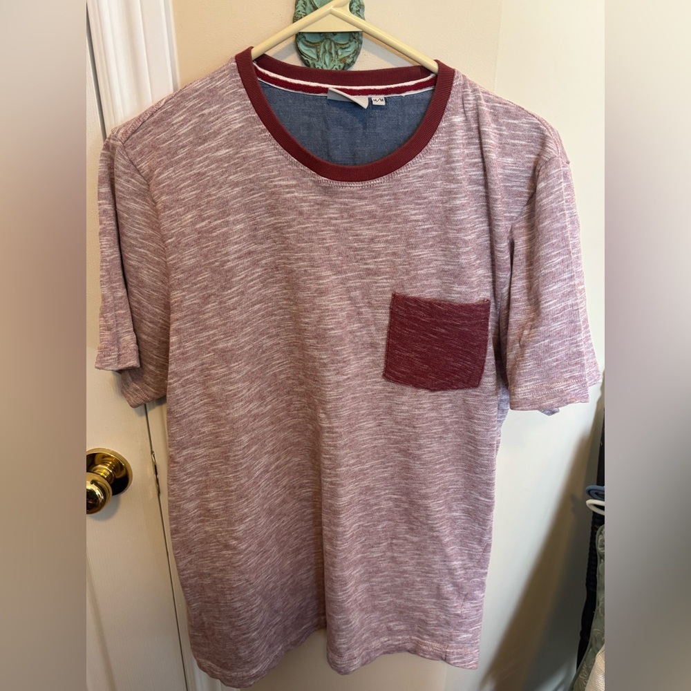 Men's Heathered Maroon Short-Sleeve Pocket Tee